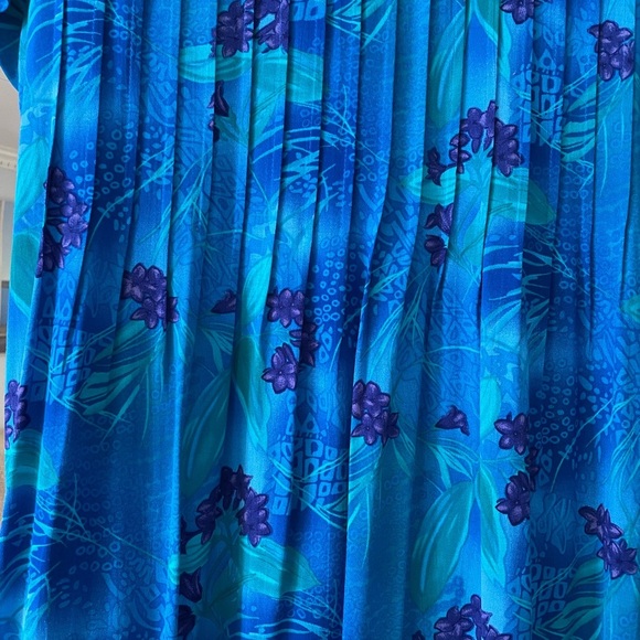 Coldwater Creek women’s Floral pintucked Midi dress , short sleeve size 16 - Picture 3 of 7